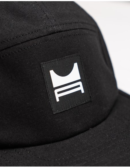 5 panel Cap in Black